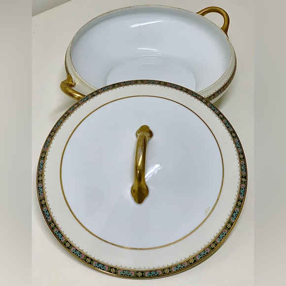 Early 20th Century NORITAKE M JAPAN CHATILLON Gold Trim Lidded Vegetable Bowl - Picture 10 of 16